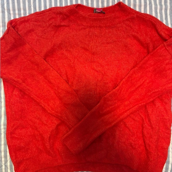 Vince Camuto Vibrant Red Crew Neck Sweater - Picture 1 of 5